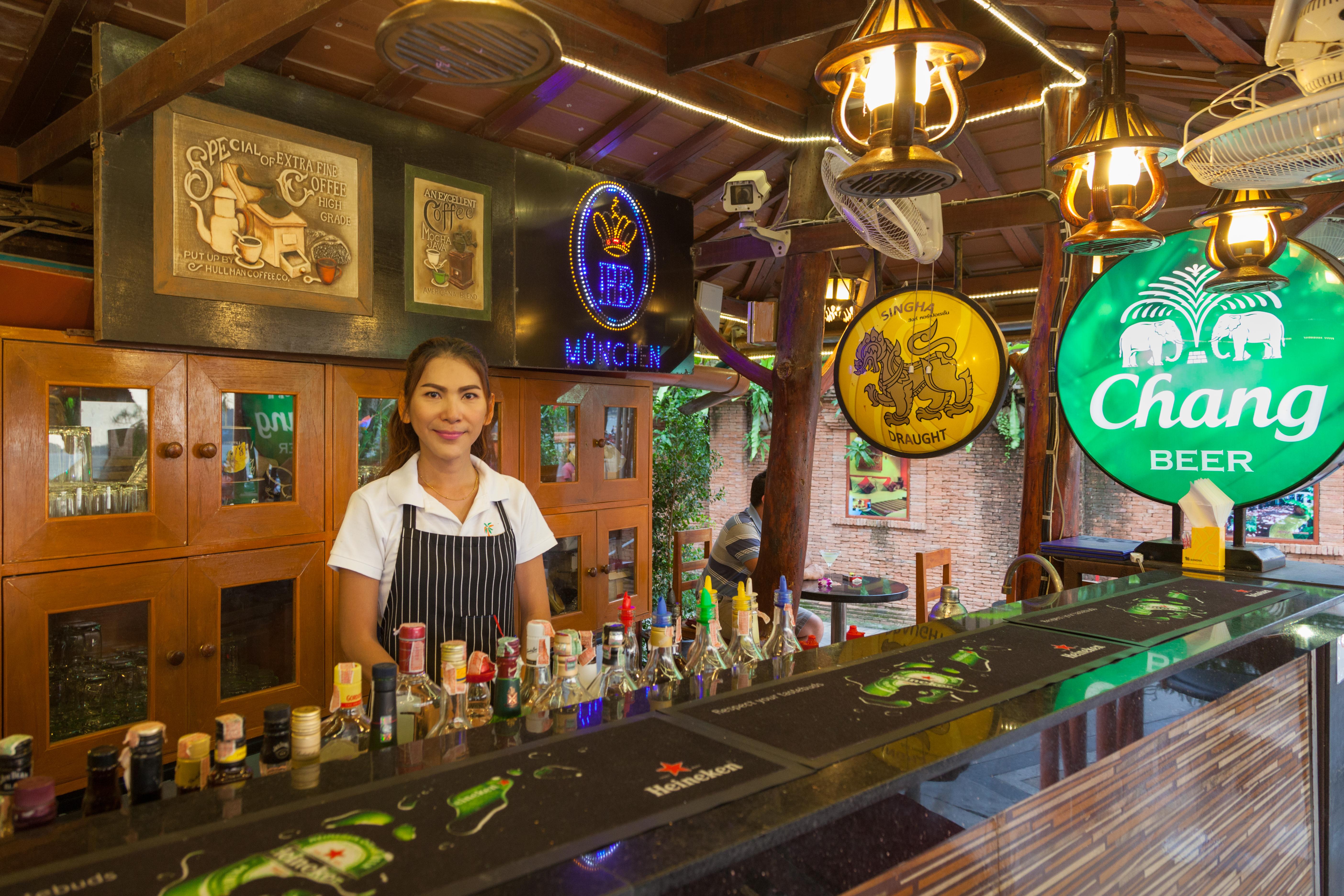Tropica Bungalow Beach Hotel Patong Buitenkant foto