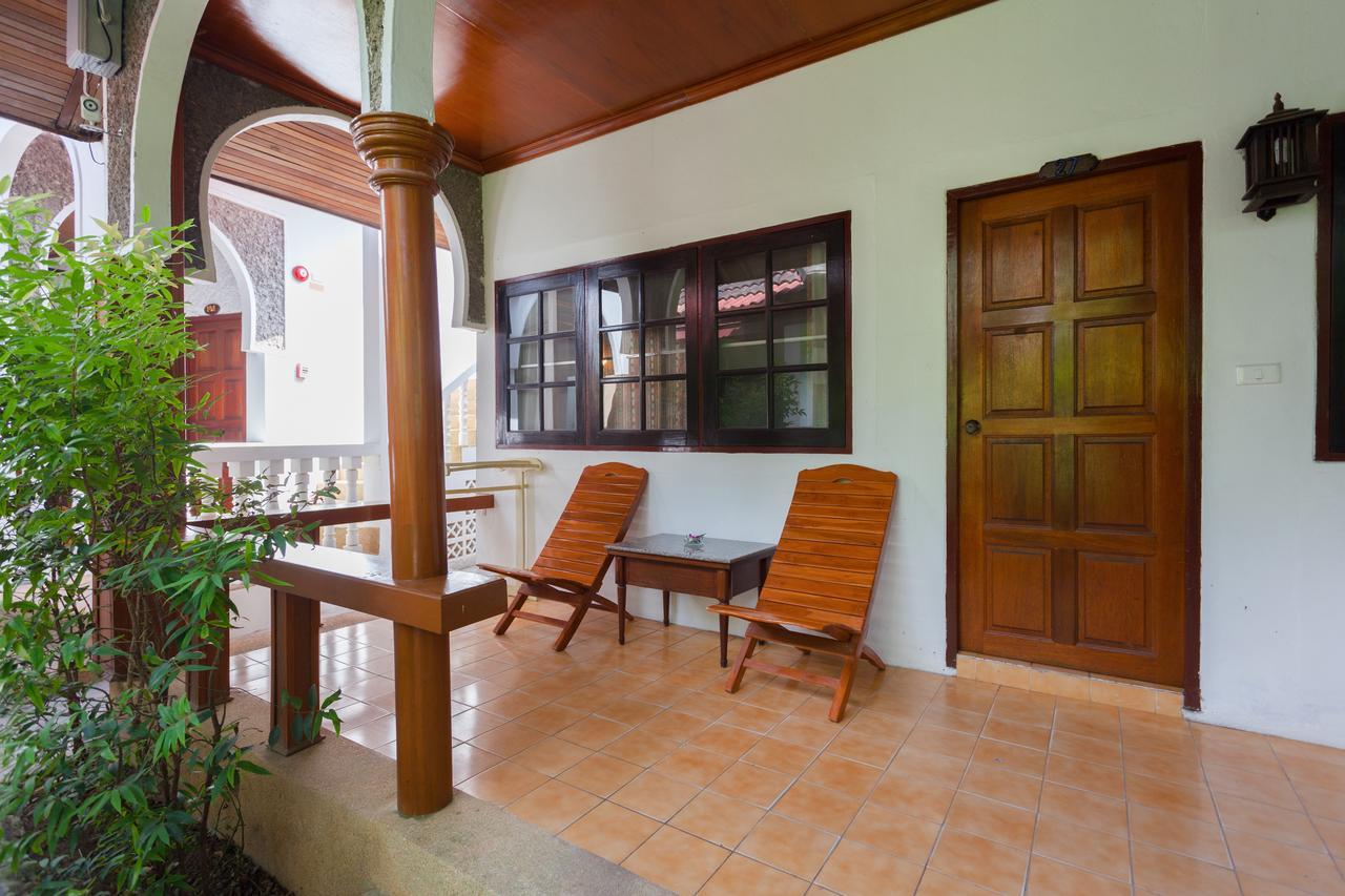 Tropica Bungalow Beach Hotel Patong Buitenkant foto